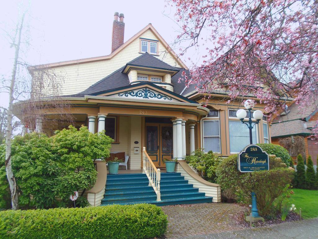 Haterleigh Heritage Inn Victoria Extérieur photo