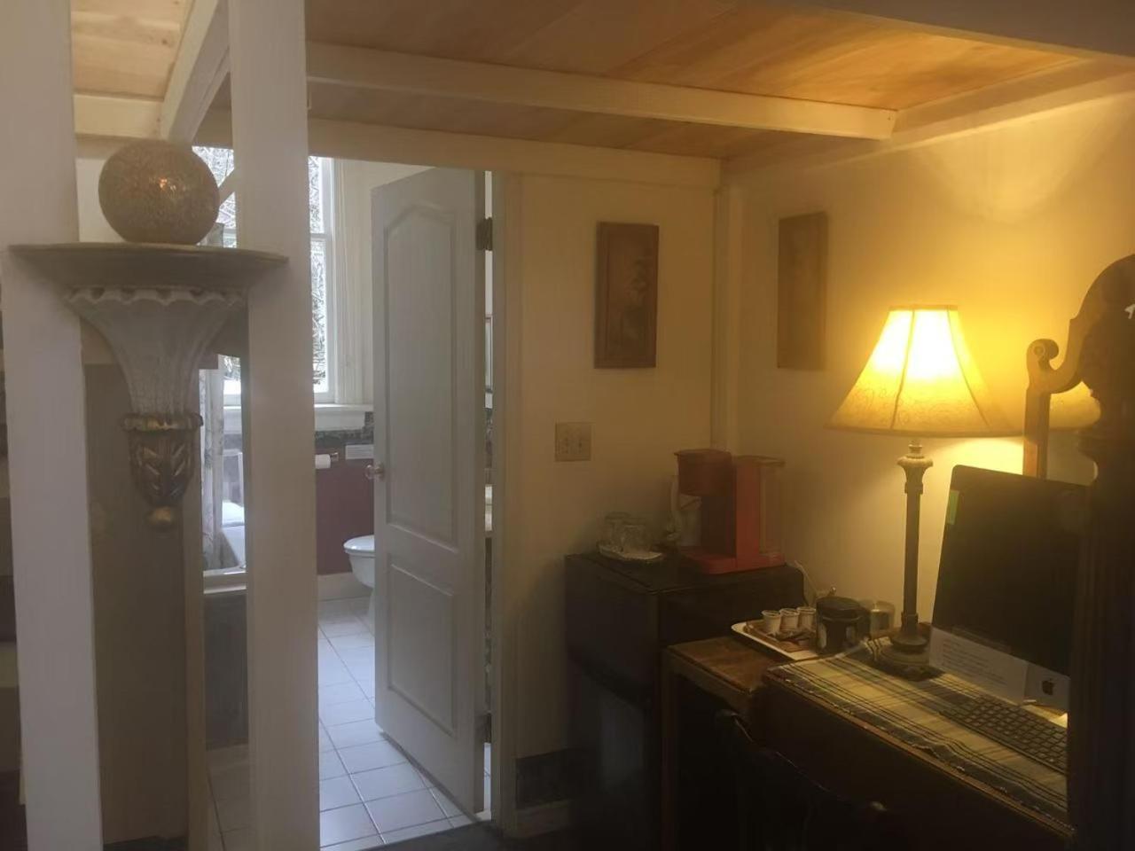 Haterleigh Heritage Inn Victoria Extérieur photo